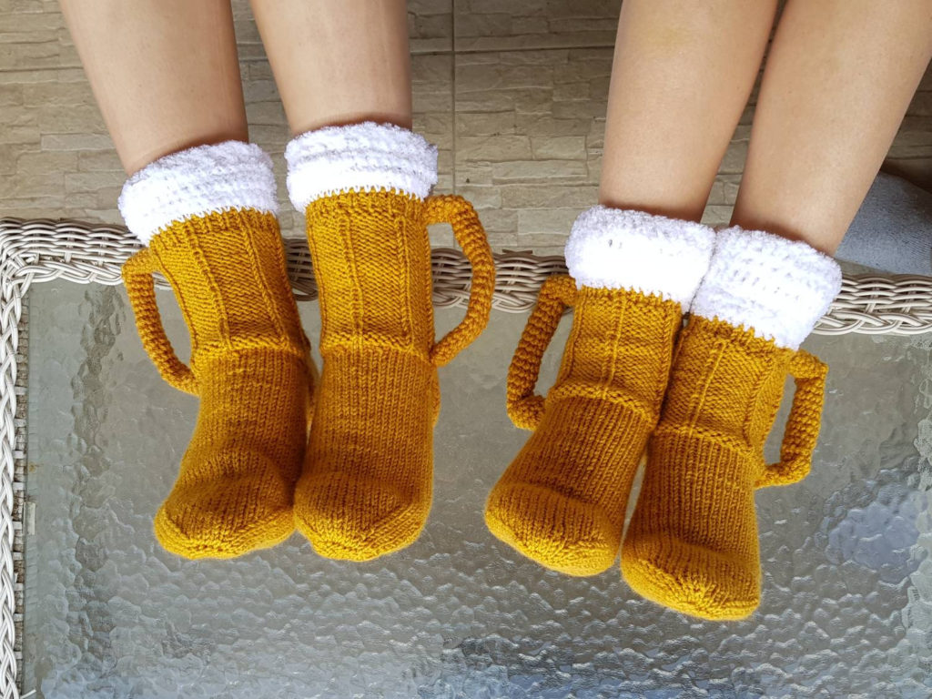 beer mug knitted socks